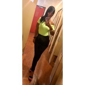 Meet your Posher, Zulaika